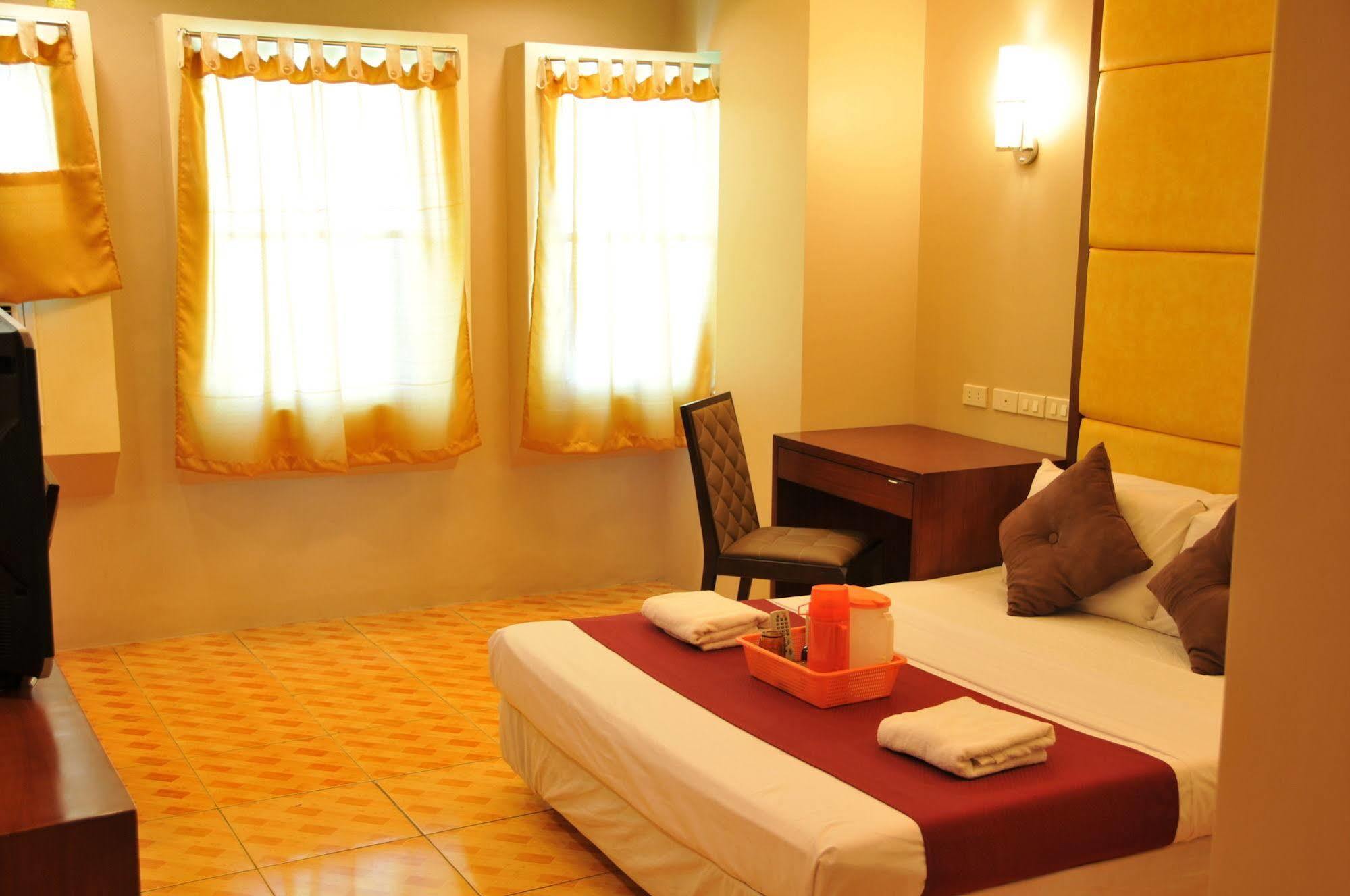 Ong Bun Pension House Iloilo City Exterior foto